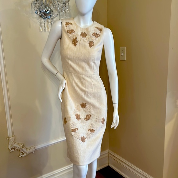 Dolce & Gabbana Dress Embroidered Pattern size 40 IT In Perfect Conditions - Picture 4 of 13